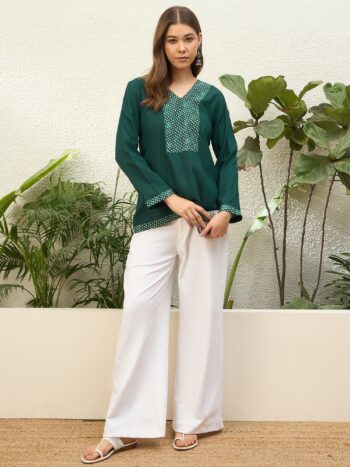 DARK GREEN V NECK GREEN PATCH TOP