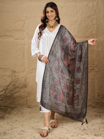 D65 BLACK BANDHANI GOLDEN THARED DUPATTA