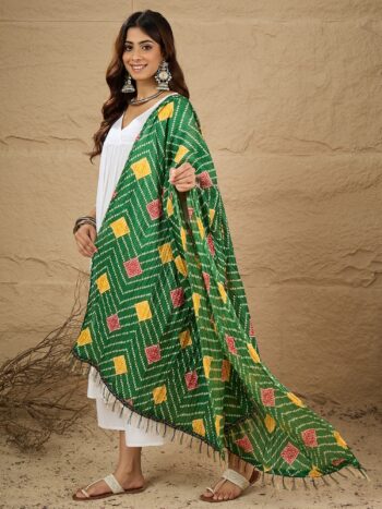 D69 GREEN SQUARE BANDHANI DUPATTA