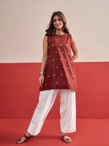 BARN RED CARDS PRINT W/S KURTA SALWAR SET