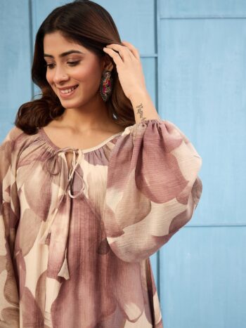 LIGHT MAUVE SHADED GATHERING DRESS