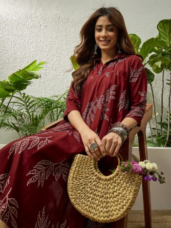 MAROON LEAF PRINT FLARED DRESS