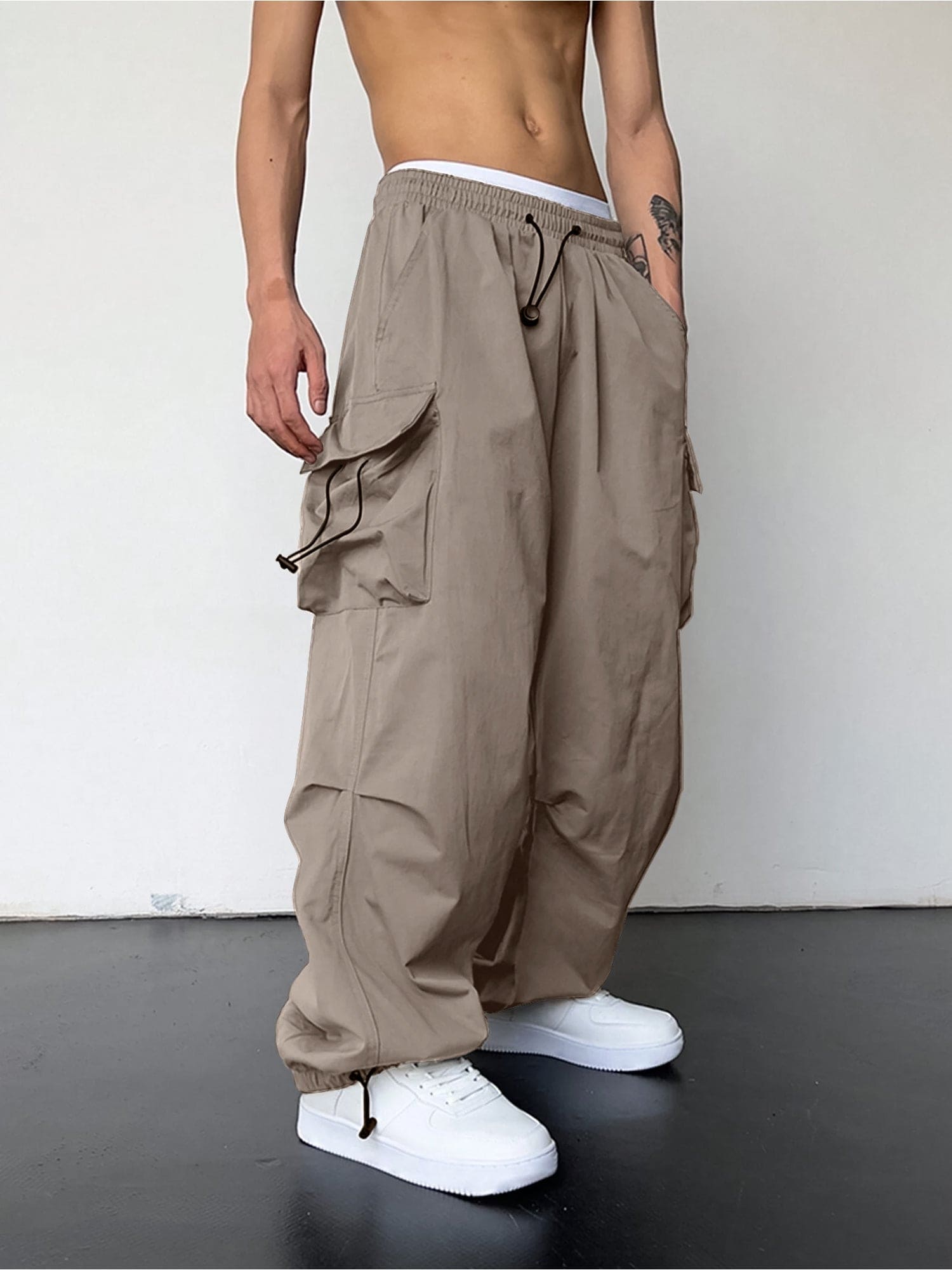 MN24-CARGO-SILVER-MINK-SLD-PARACHUTE_2