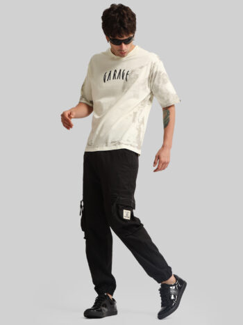 Maniac Men Solid Black Cotton Blend Cargo Pant