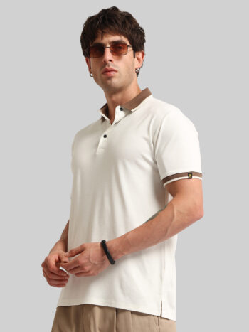 Maniac Mens Solid Contrast Polo Neck Half Sleeve Cotton White T-Shirt