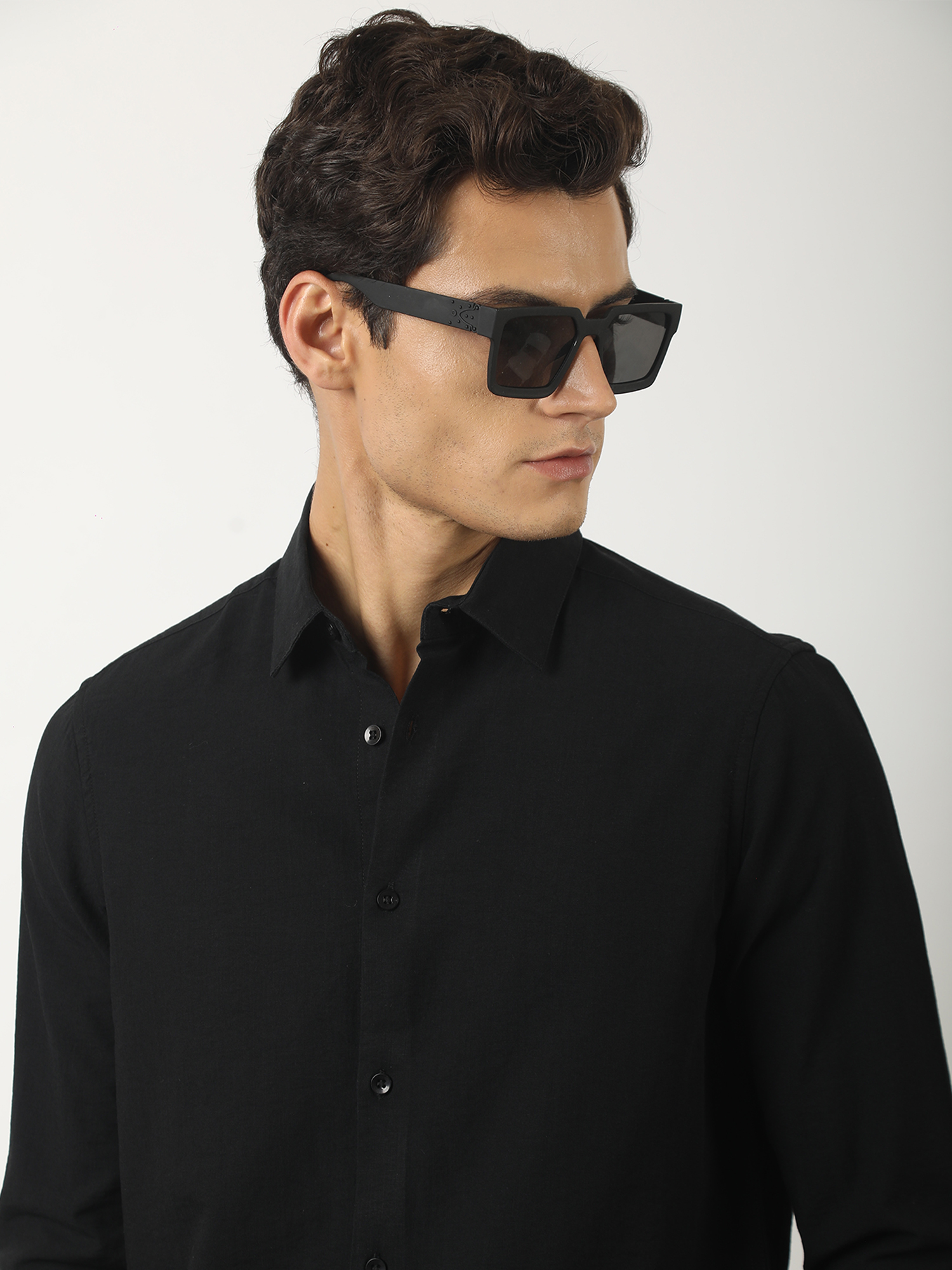 MN26-SHIRT-FS-BLACK-SOFT-TECH_3