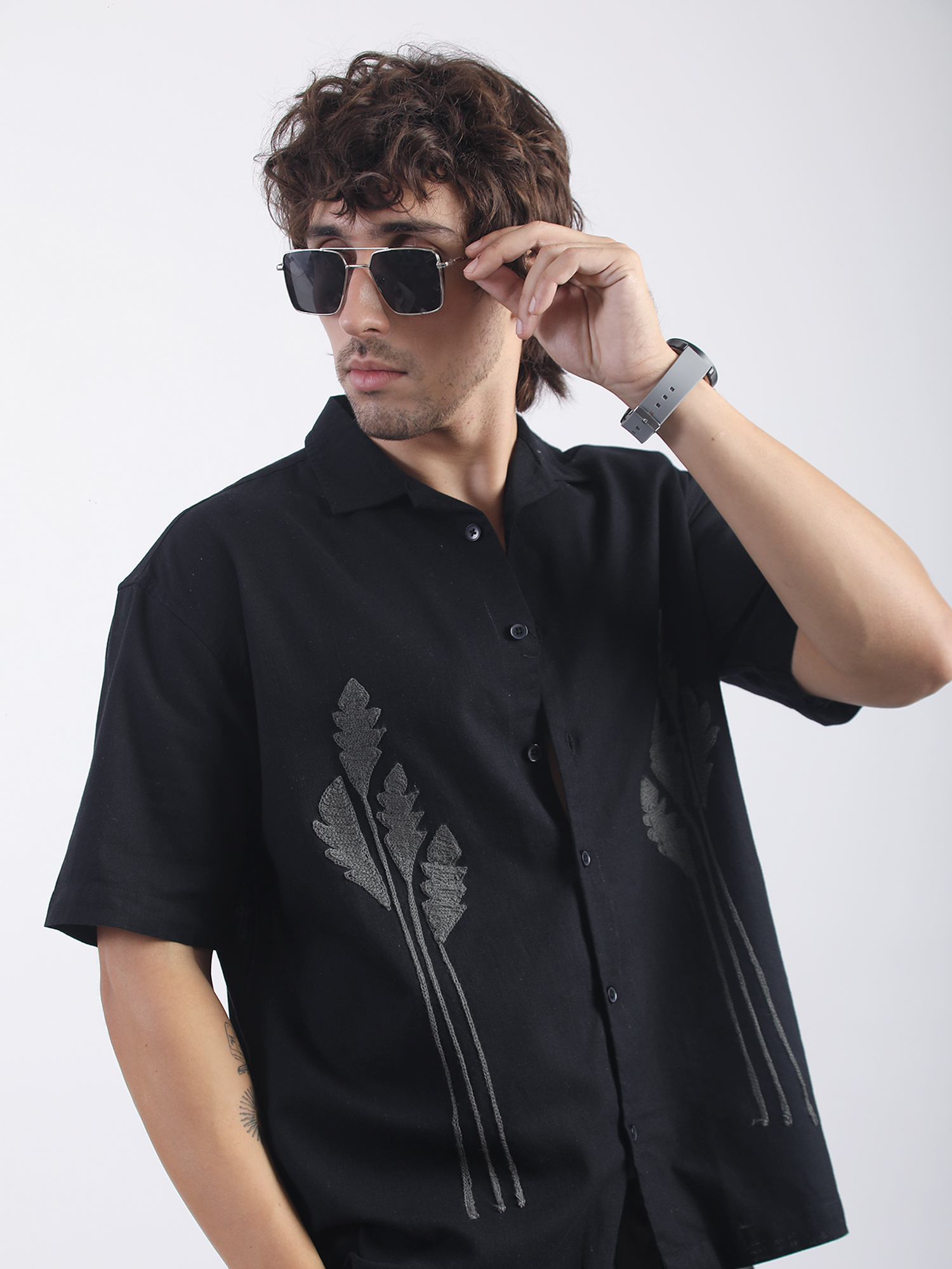 MN26-SHIRT-HS-BLACK-MIDNIGHT-FLORE_3