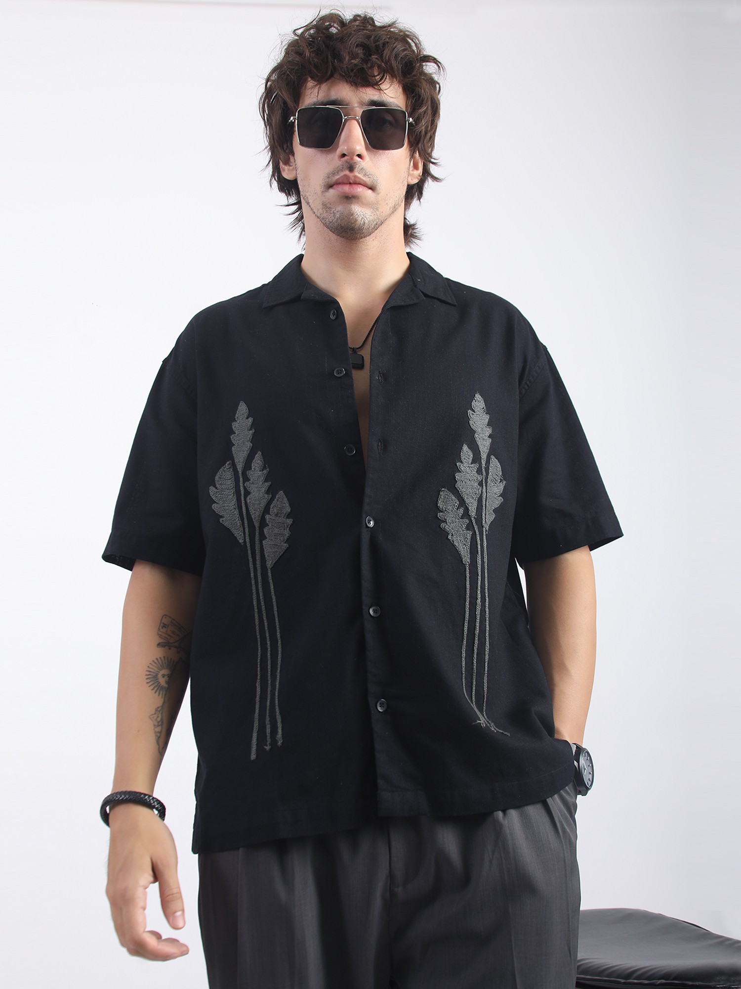MN26-SHIRT-HS-BLACK-MIDNIGHT-FLORE_4
