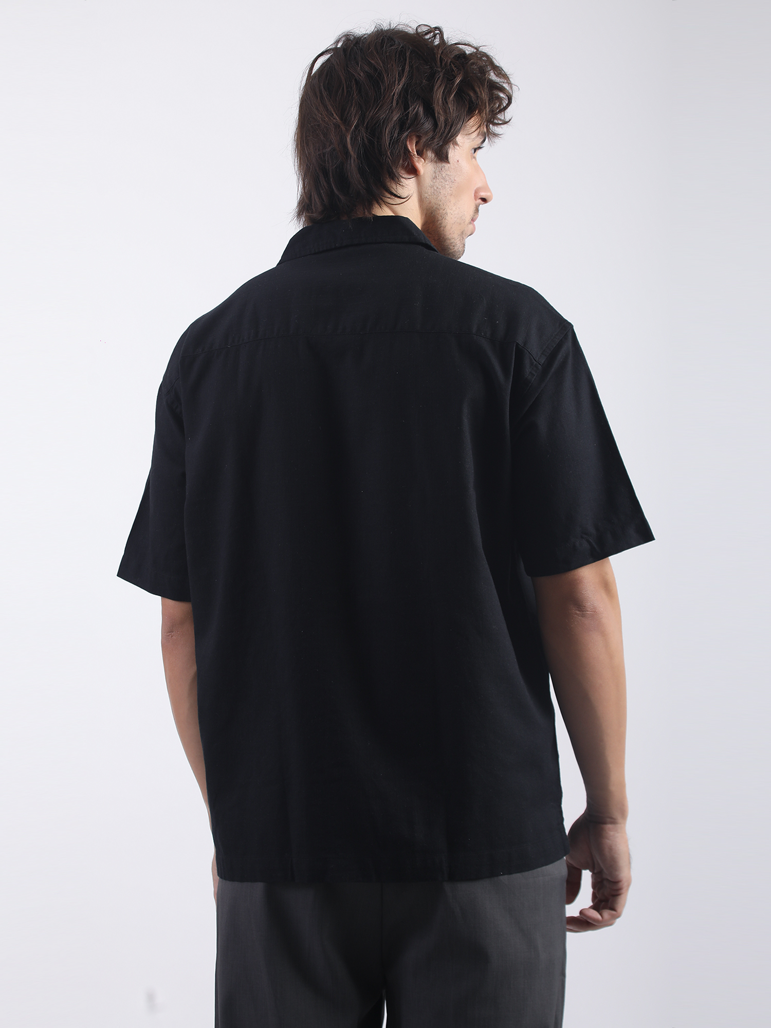 MN26-SHIRT-HS-BLACK-MIDNIGHT-FLORE_5