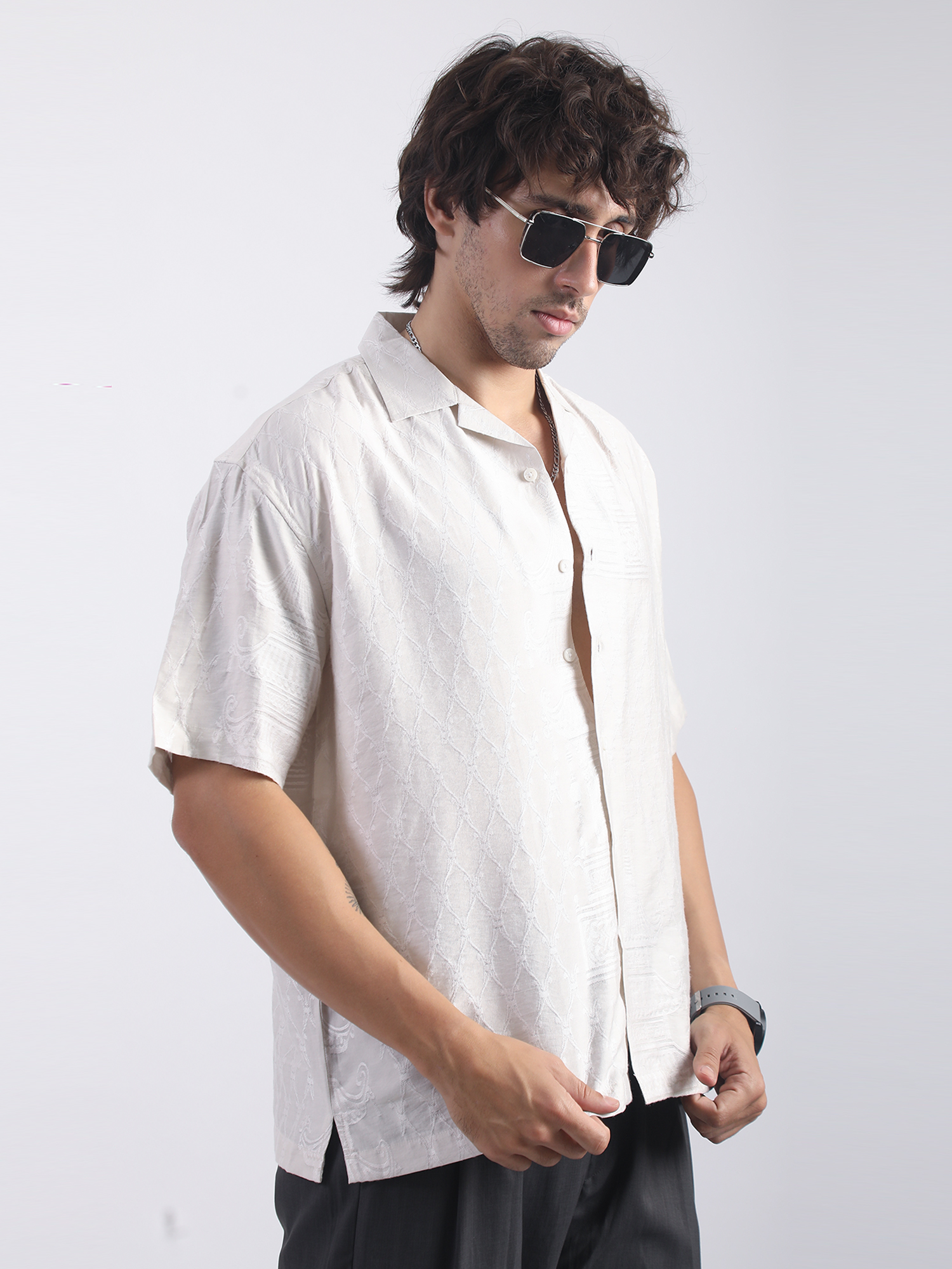 MN26-SHIRT-HS-MOONBEAN-GEOMETRIC_4 (1)