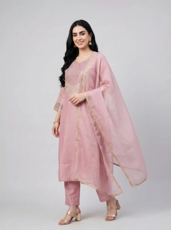 Mauve Ethnic Geometric Embroidered Kurta Set