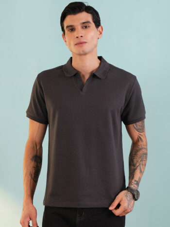 Men's Half Sleeves Collar Polo Tshirt
